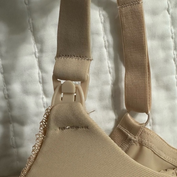 Motherhood Maternity Tan Seamless T-Shirt Bra - Picture 3 of 10